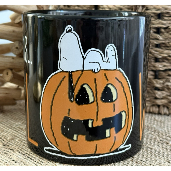 Disney SNOOPY "Happiness Is Halloween" BOO Pumpkin Black Lrg Ceramic Mug Peanuts - Picture 1 of 7